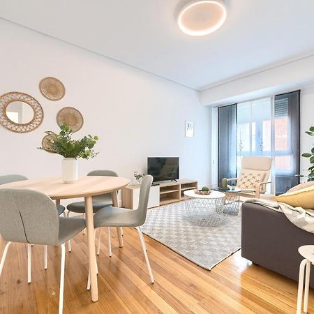Ferienwohnung Iturribide Hogar Moderno Junto Al Metro Bilbao Exterior foto