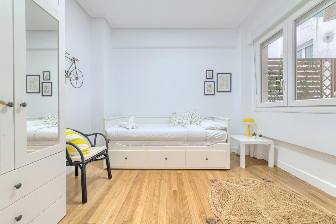 Ferienwohnung Iturribide Hogar Moderno Junto Al Metro Bilbao Exterior foto