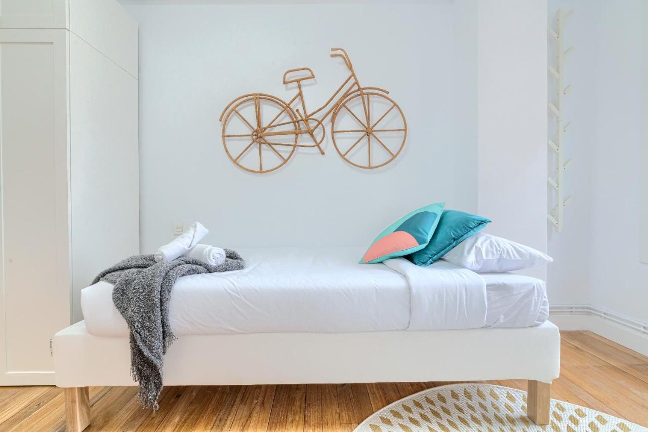 Ferienwohnung Iturribide Hogar Moderno Junto Al Metro Bilbao Exterior foto