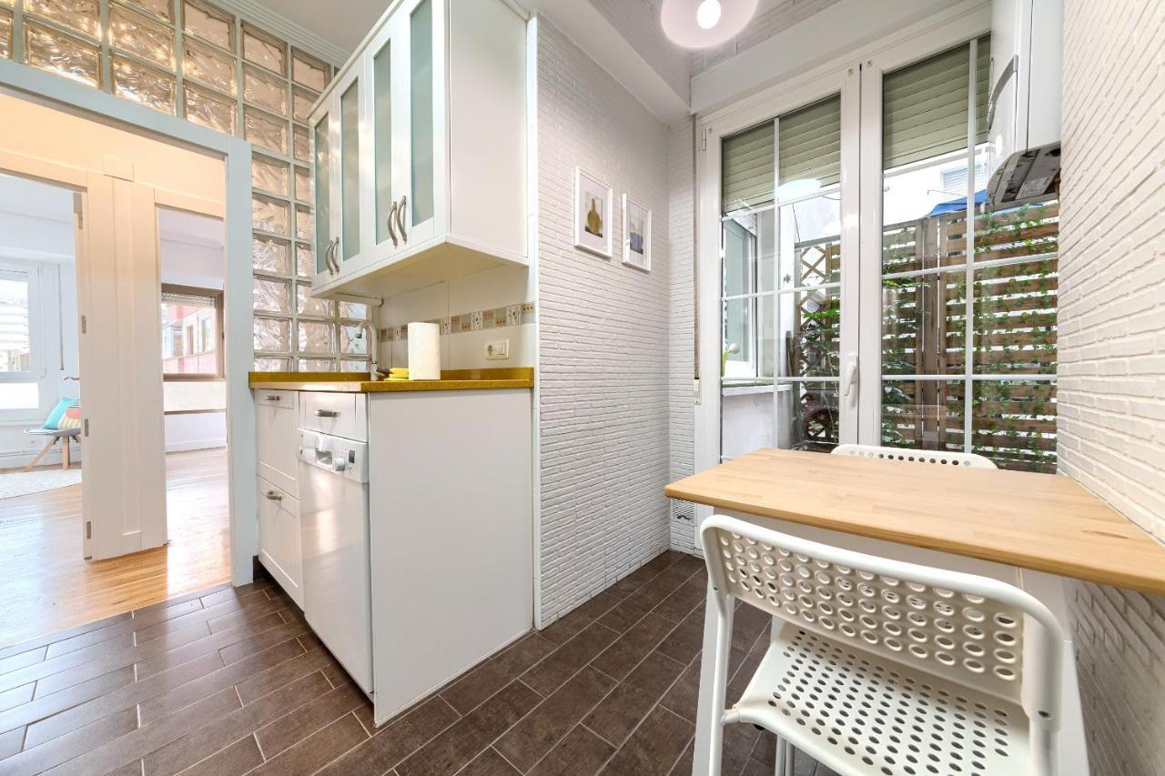 Ferienwohnung Iturribide Hogar Moderno Junto Al Metro Bilbao Exterior foto